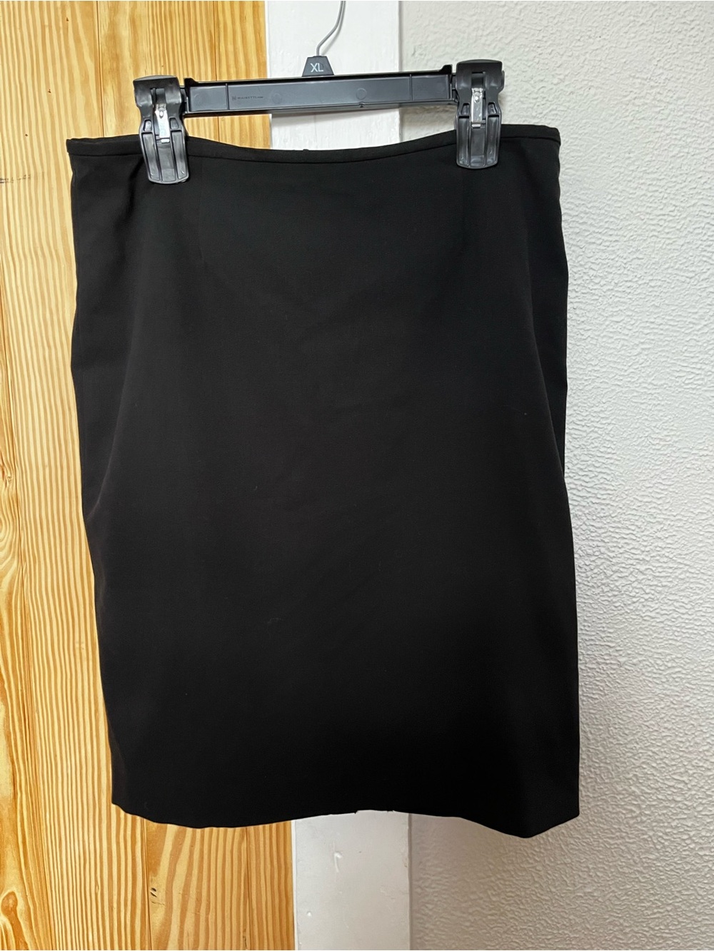 Calvin Klein Black Pencil Skirt - Slim Professional Silhouette